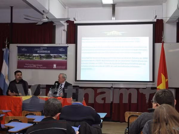 Actividades por la Fiesta Nacional de Vietnam en Buenos Aires ảnh 1 Actividades por la Fiesta Nacional de Vietnam en Buenos Aires ảnh 1