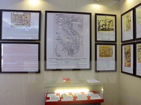 Exhiben evidencias sobre soberanía de Vietnam en Truong Sa y Hoang Sa ảnh 1