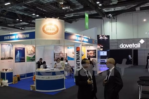 Bancos vietnamitas participan en reunión mundial financiera Sibos ảnh 1