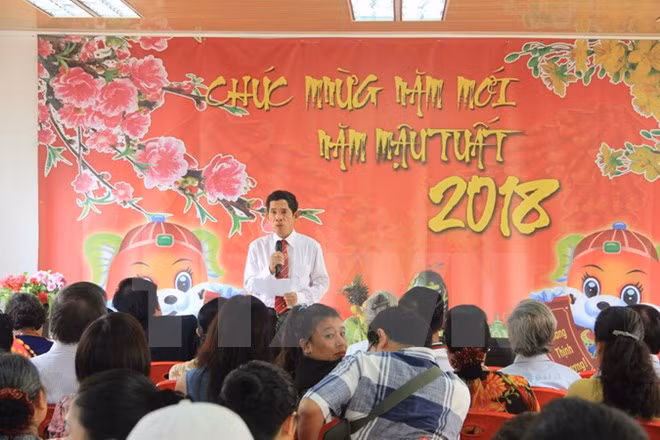 Vietnamitas en Angola se reúnen en Año Nuevo 2018 ảnh 1