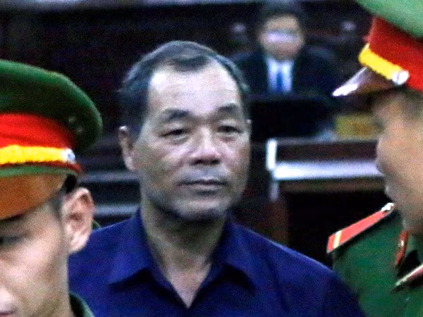 Exdirectivo de Sacombank niega ser cómplice de Pham Cong Danh ảnh 1