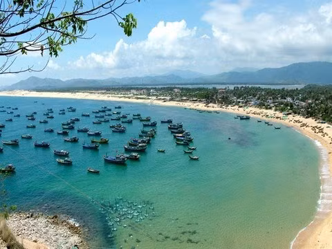 Provincia vietnamita construye complejo turístico para atraer turistas ảnh 1