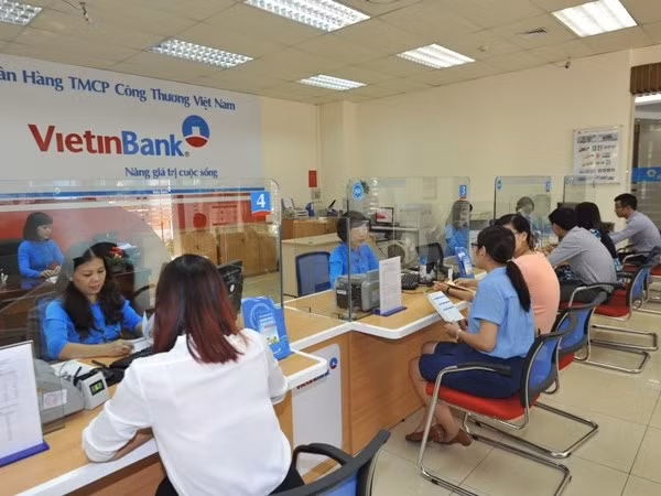 Banco vietnamita logra ingreso antes de impuestos de 450 millones de dólares ảnh 1