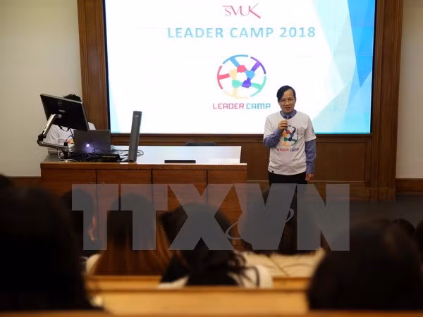 Estudiantes vietnamitas en Reino Unido fomentan la solidaridad ảnh 1