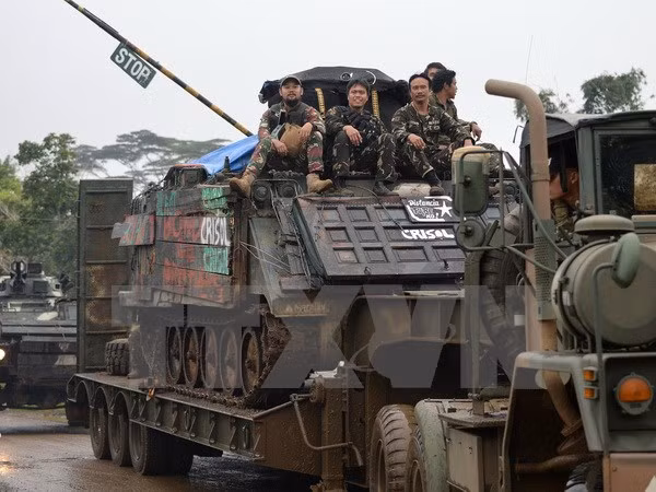 Grupo terrorista Abu Sayyaf decapita a dos filipinos ảnh 1