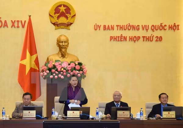 Comité Permanente del Parlamento vietnamita concluye vigésima reunión ảnh 1