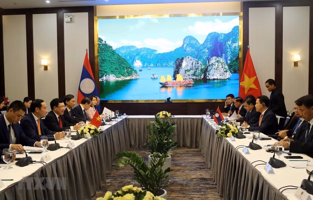 Celebran Vietnam y Laos la sexta Consulta Política entre las dos Cancillerías ảnh 1