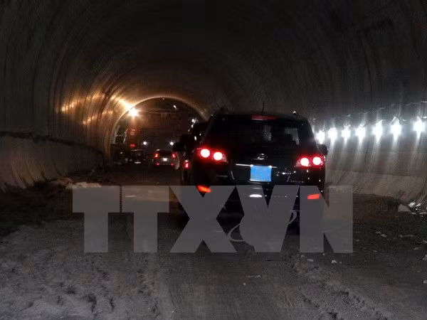 Concluida construcción de túnel crucial para región central de Vietnam ảnh 1 Concluida construcción de túnel crucial para región central de Vietnam ảnh 1