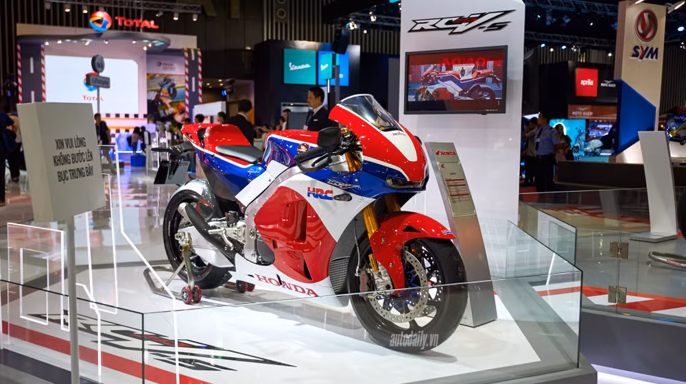 Nutrida participación en Salón de Automóviles y Motocicletas de Vietnam ảnh 1