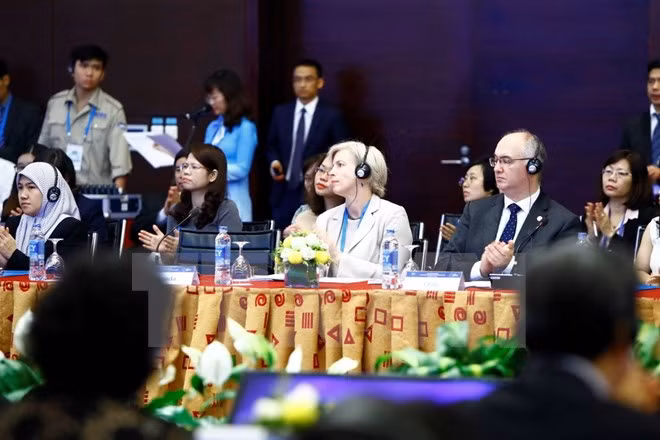 APEC adopta un marco para desarrollo de recursos humanos en era digital ảnh 1