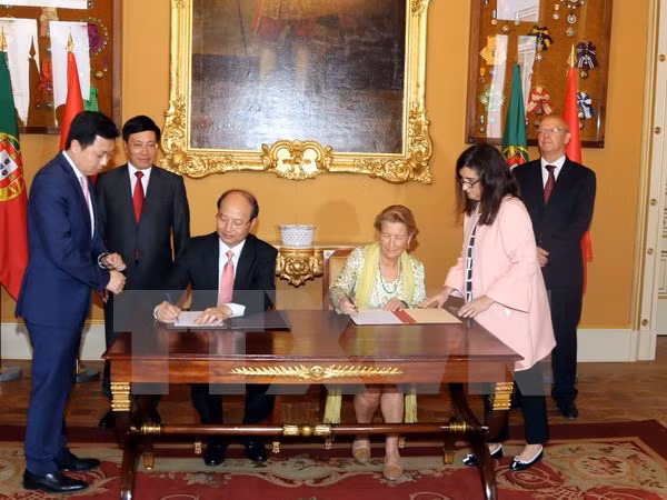 Vietnam y Portugal acuerdan establecer mecanismos para impulsar sus relaciones ảnh 1
