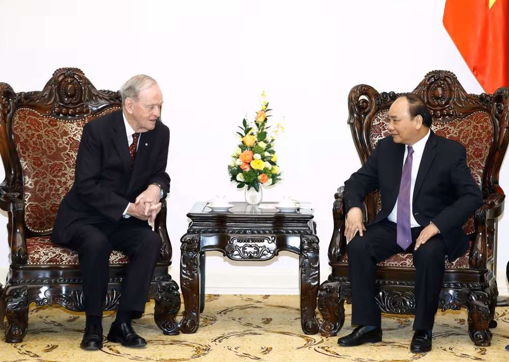 Vietnam aspira a cooperar con Canadá en explotación de aeropuertos ảnh 1