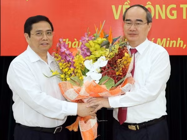  Nguyen Thien Nhan designado como secretario del Comité del PCV en Ciudad Ho Chi Minh ảnh 1