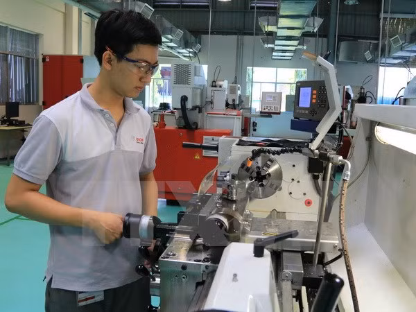 Arranca construcción de primera fábrica de componentes electrónicos en Phu Yen ảnh 1