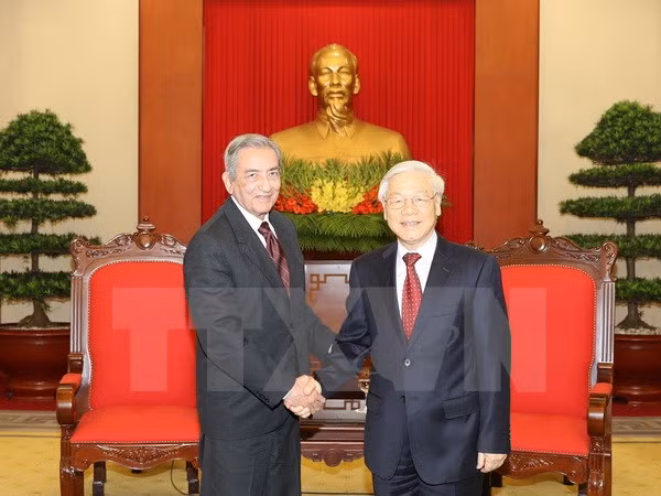 Resaltan nexos entre Partidos Comunistas de Vietnam y Cuba ảnh 1