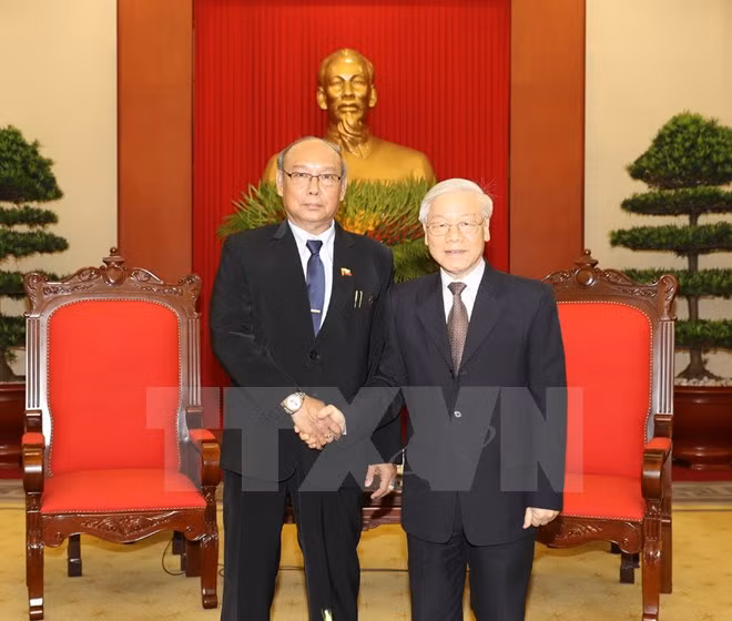 Vietnam atesora lazos con Myanmar, asevera líder partidista ảnh 1