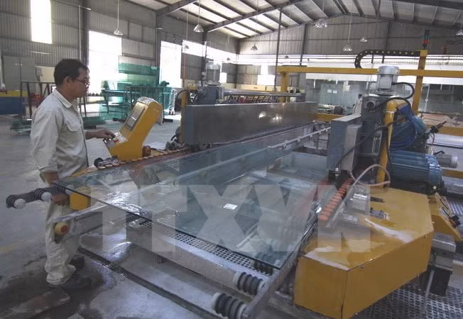 Registran en Vietnam fuerte aumento de inversión extranjera directa ảnh 1