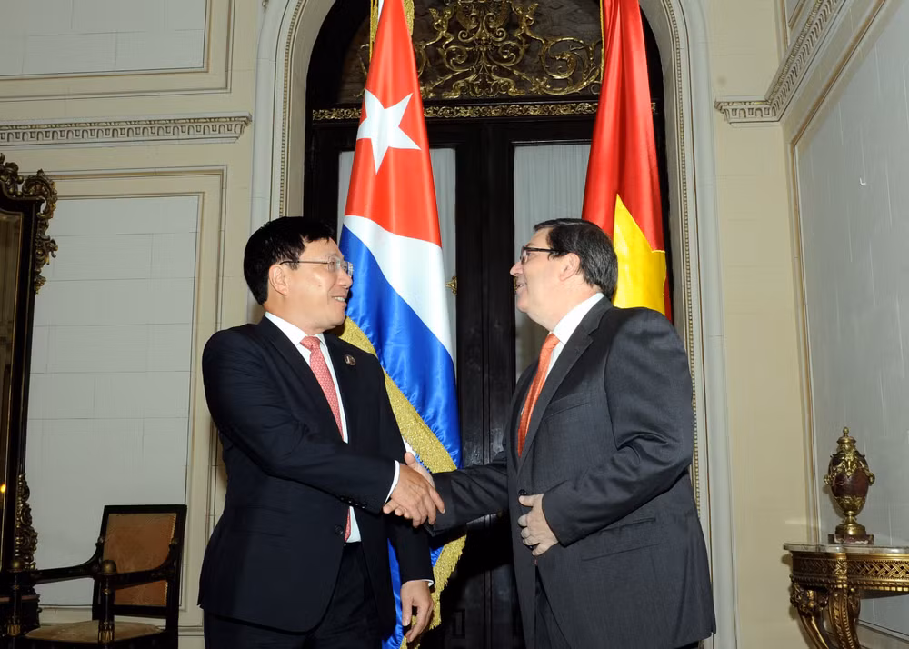 Vietnam y Cuba acuerdan profundizar relaciones bilaterales ảnh 1