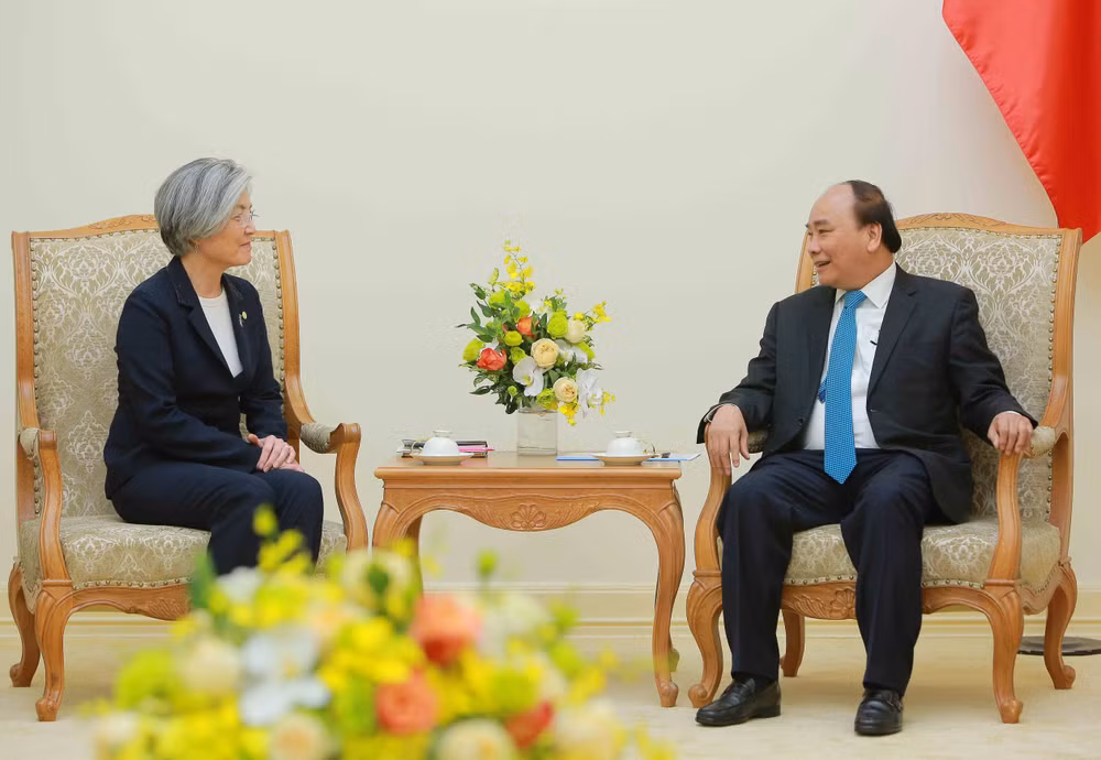 Premier vietnamita insta a fortalecer cooperación económica con Sudcorea ảnh 1