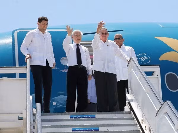 Dirigente partidista vietnamita concluye visita a Cuba ảnh 1
