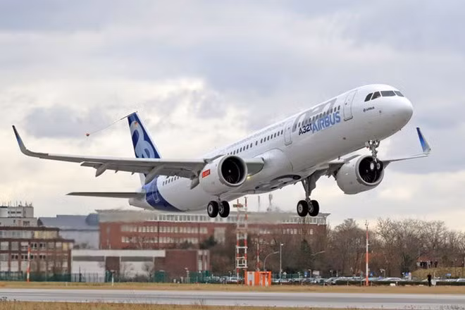 Grupo vietnamita FLC y Airbus firman contrato por tres mil millones de dólares ảnh 1 Grupo vietnamita FLC y Airbus firman contrato por tres mil millones de dólares ảnh 1
