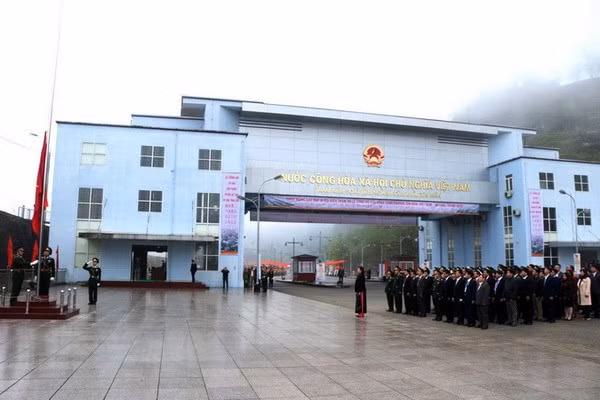 Vietnam y China abren nueva vía para intercambio comercial ảnh 1