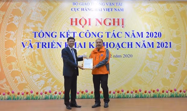 Capitán vietnamita recibe premio de Organización Marítima Internacional ảnh 1