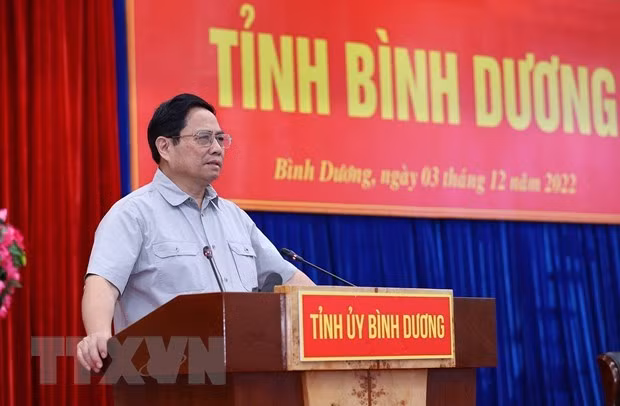 Premier insta a Binh Duong a lograr un desarrollo rápido y sostenible ảnh 1