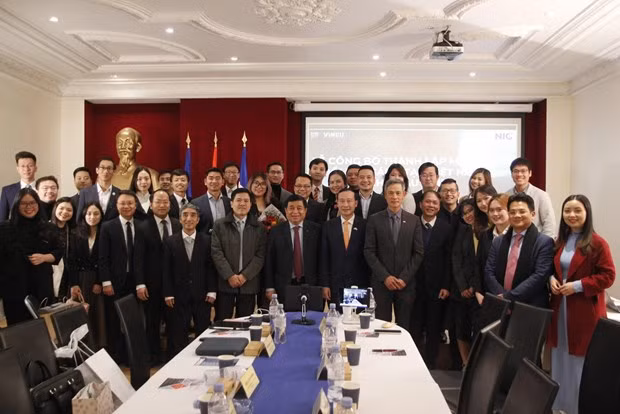 VINEU aspira a convertirse en organización pionera de comunidad vietnamita en ultramar ảnh 1