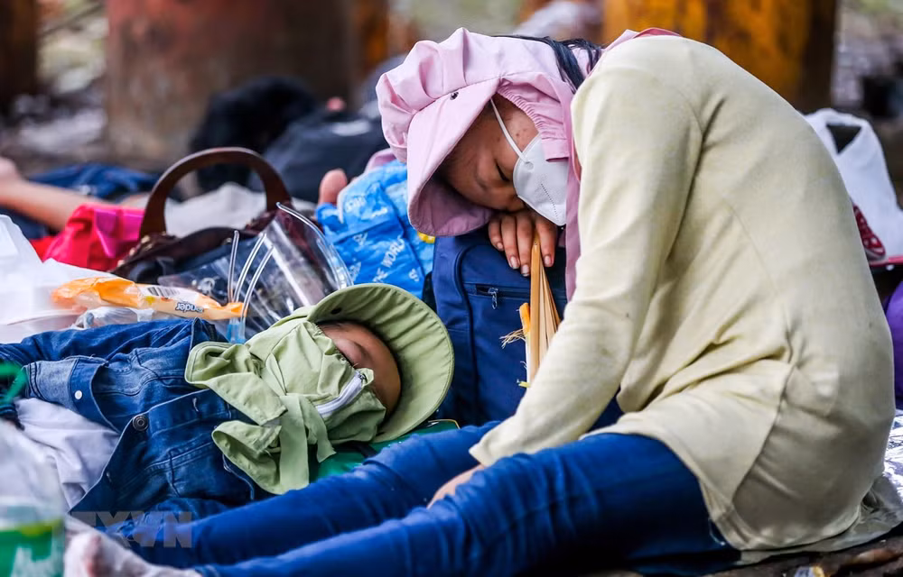 Filipinas volverá a imponer medidas de restricciones más estrictas para enfrentar a COVID-19 ảnh 1