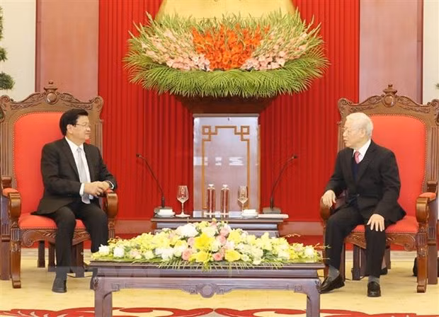 Fomentan lazos de solidaridad especial entre Vietnam y Laos ảnh 1