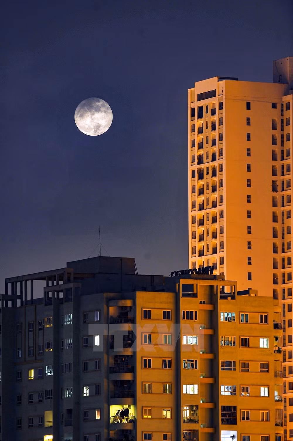 [Photo] Super luna más grande en 100 años en Hanoi ảnh 3