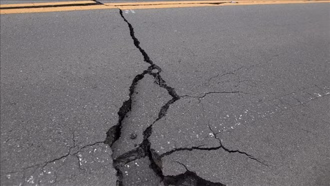 Terremoto de 6,2 grados de magnitud sacude isla indonesia de Bali ảnh 1