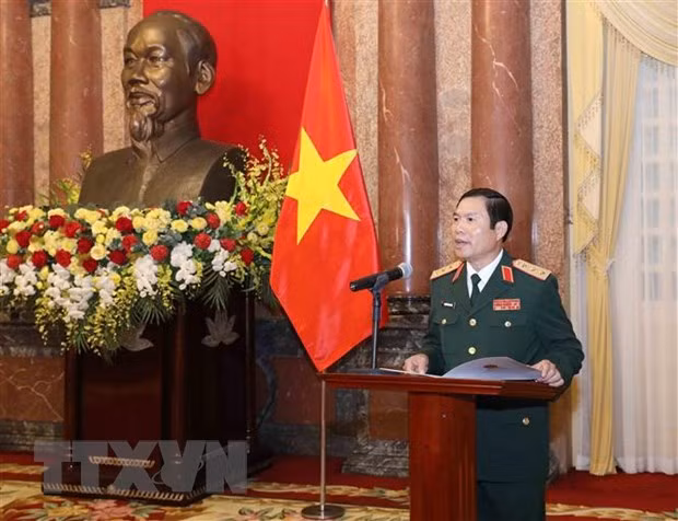 Promueven a rango de coronel general a viceministros de Defensa de Vietnam ảnh 3