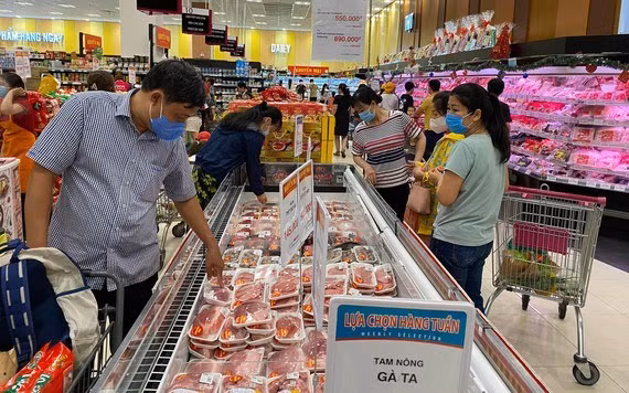Ciudad Ho Chi Minh dispuesta a garantizar seguridad alimentaria en ocasión del Tet ảnh 1