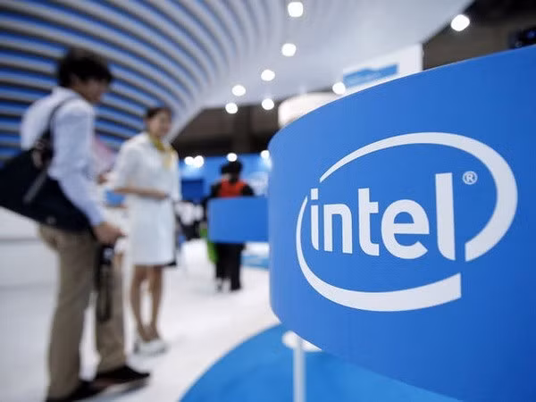 Intel inyecta 475 millones de dólares de inversiones adicionales en Vietnam ảnh 1