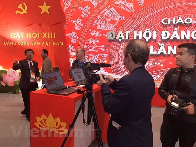 Más de 200 medios de prensa cubrirán el XIII Congreso Nacional del Partido Comunista de Vietnam ảnh 4