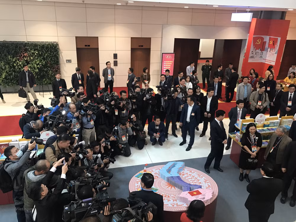 Más de 200 medios de prensa cubrirán el XIII Congreso Nacional del Partido Comunista de Vietnam ảnh 1