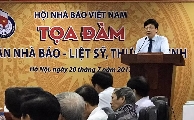  Hanoi honra a los inválidos y caídos por la patria ảnh 1
