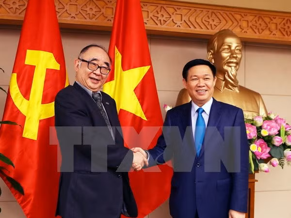 Vietnam busca medidas para el desarrollo económico nacional y regional ảnh 1