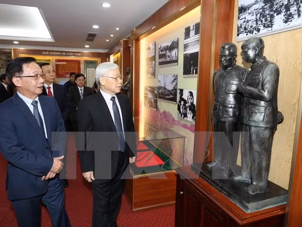 General Nguyen Chi Thanh, heroico revolucionario y brillante ejemplo moral de Vietnam ảnh 1