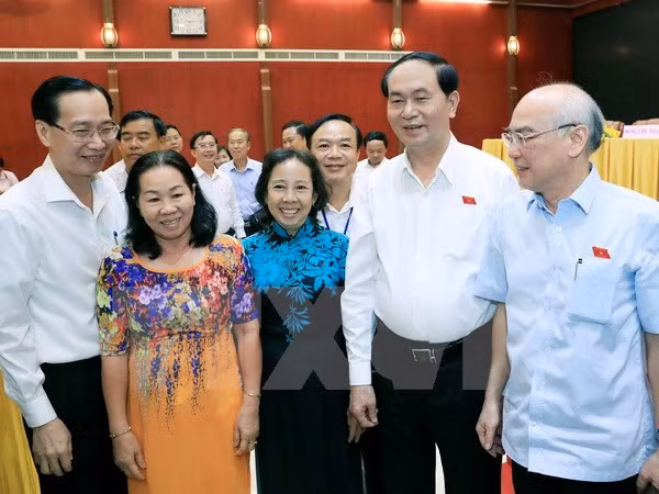 Presidente vietnamita ratifica ante electores compromiso con lucha anticorrupción ảnh 1