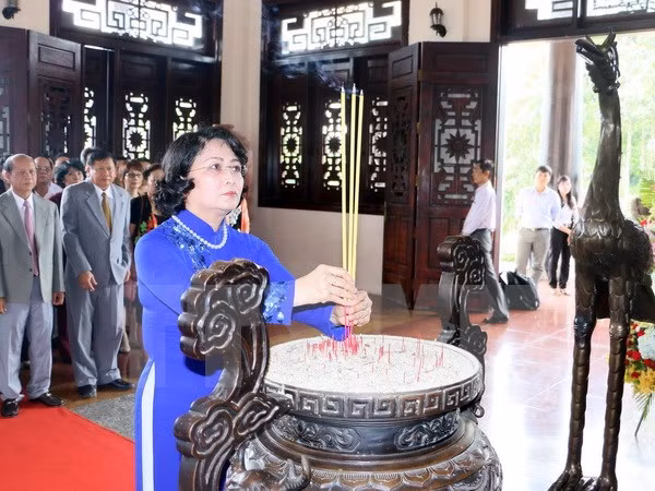 Diversas actividades en Vietnam en honor a los caídos por la patria ảnh 1