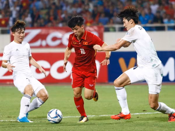 Sub-22 de Vietnam vence a equipo de estrellas sudcoreanas en partido amistoso ảnh 1