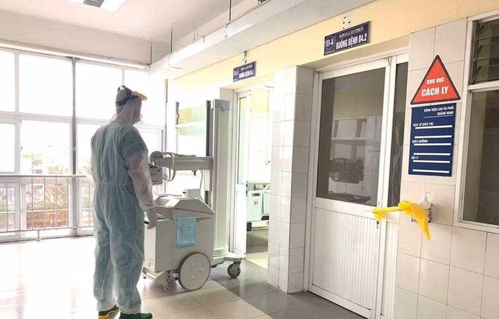 Suma 94 cifra de portadores de SARS- CoV-2 en Vietnam ảnh 1