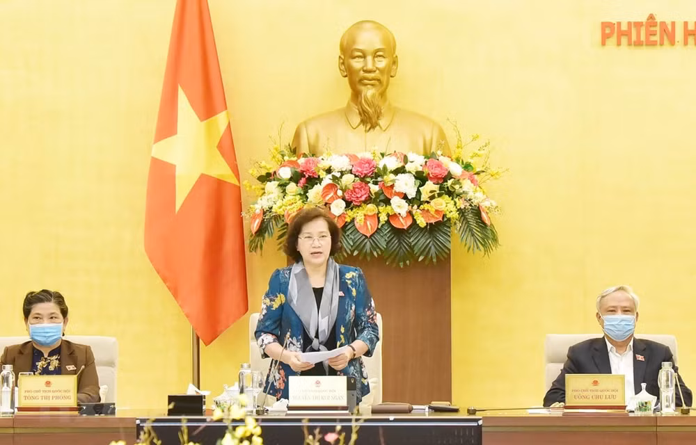 Clausuran Comité Permanente del Parlamento de Vietnam su reunión 43 ảnh 1