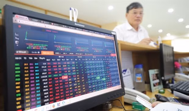 Tambaleante mercado bursátil de Vietnam por coronavirus ảnh 1