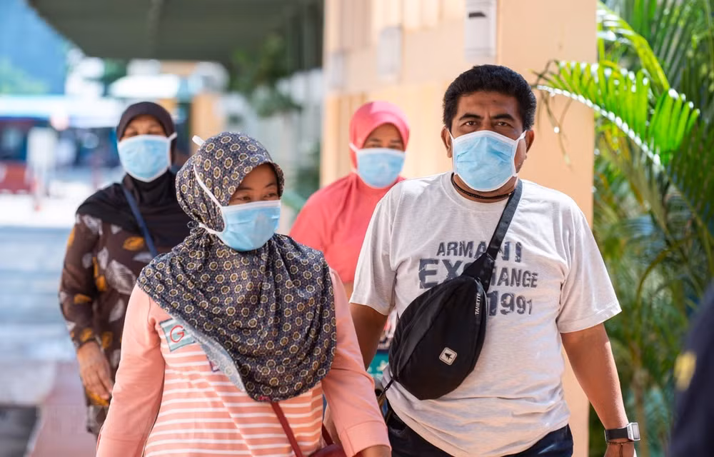 Recomiendan a vietnamitas en Indonesia adoptar medidas preventivas ante COVID-19 ảnh 1