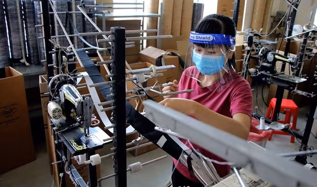 Empresas vietnamitas se adaptan en nuevo contexto del COVID-19 ảnh 1