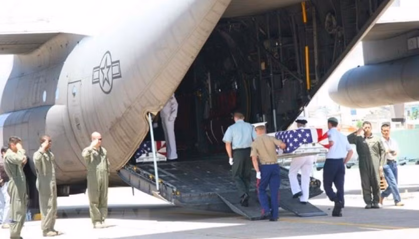Vietnam entrega a Estados Unidos restos de soldados desaparecidos durante la guerra ảnh 1